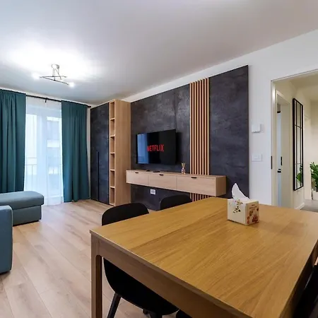 Veli 105, 3 Bed * Brasov