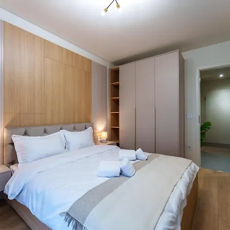 Veli 105, 3 Bed Apartment *